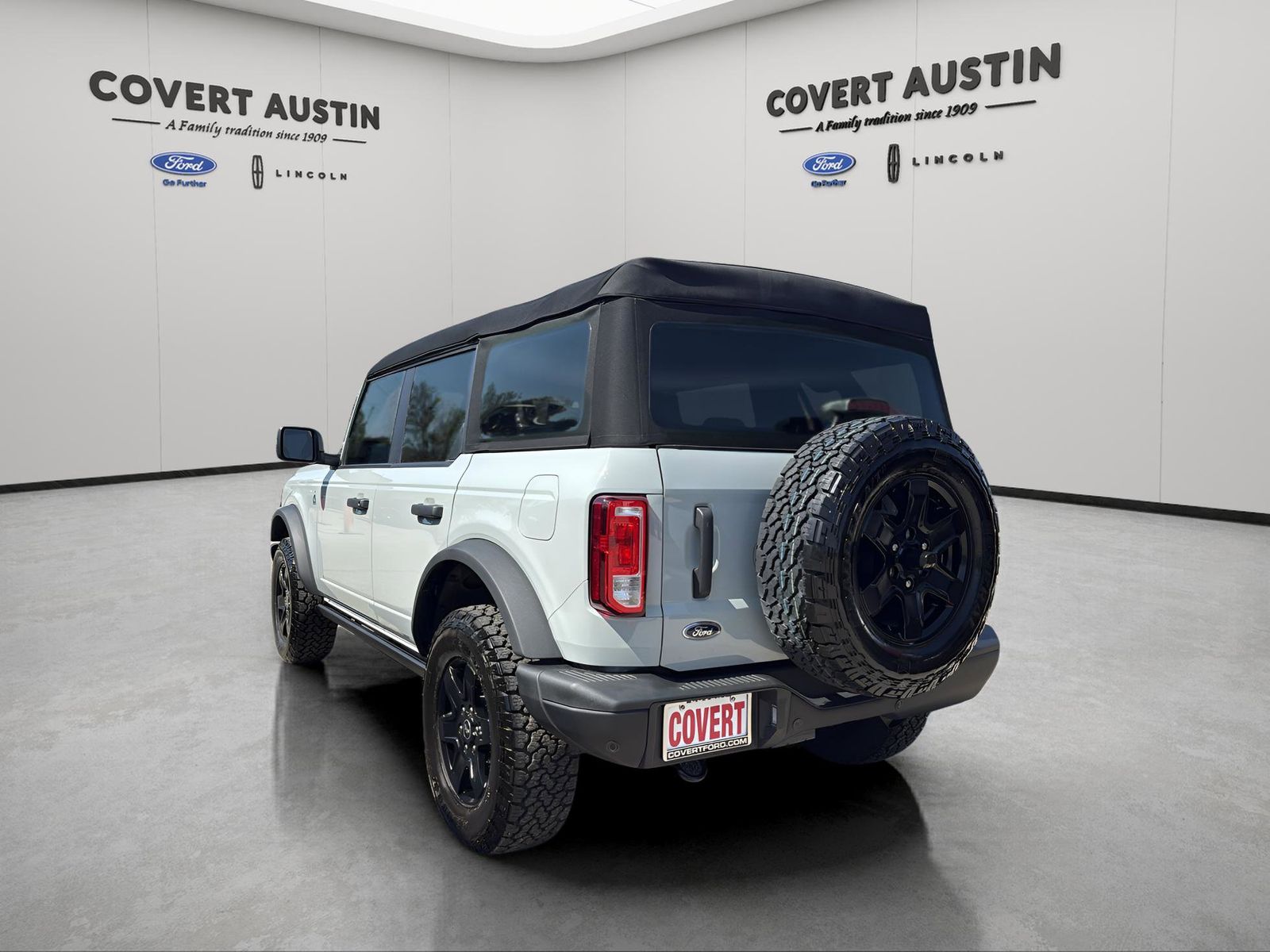 Used Car 2024 Ford Bronco  Black Diamond For Sale Under $50,000 In Austin, Texas