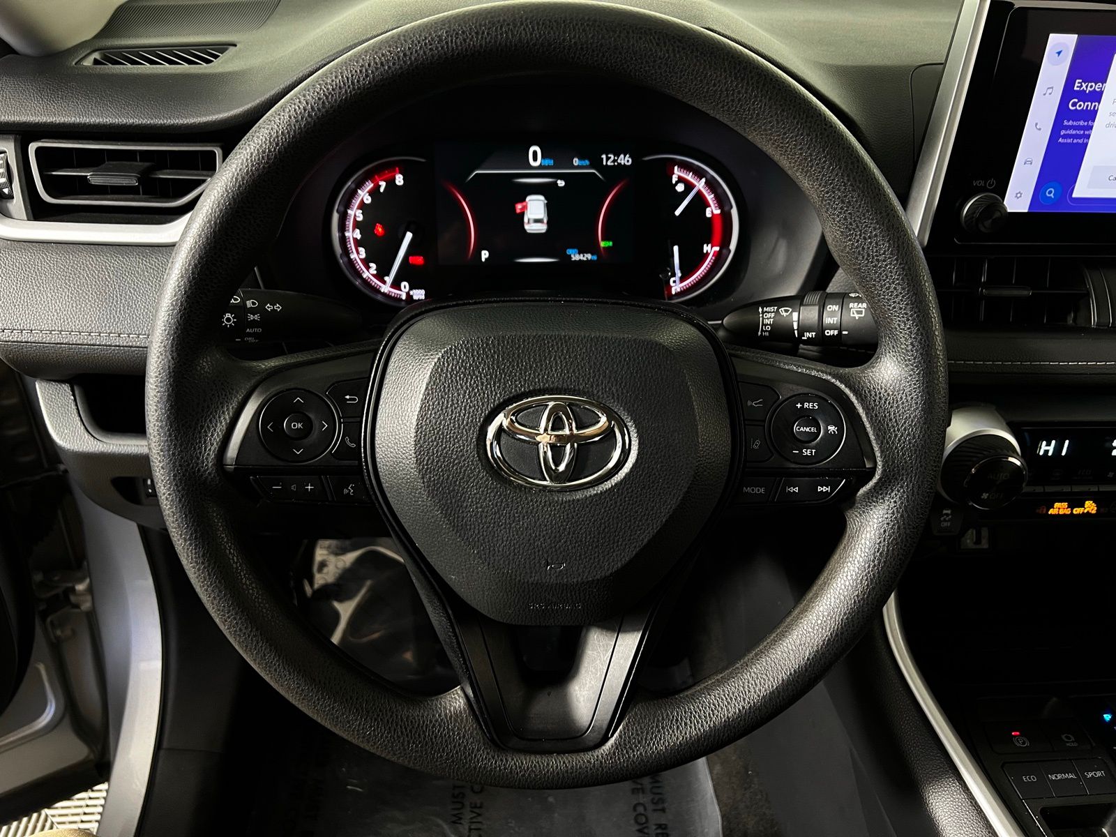 Thumbnail: 2024 Toyota RAV4 - 15