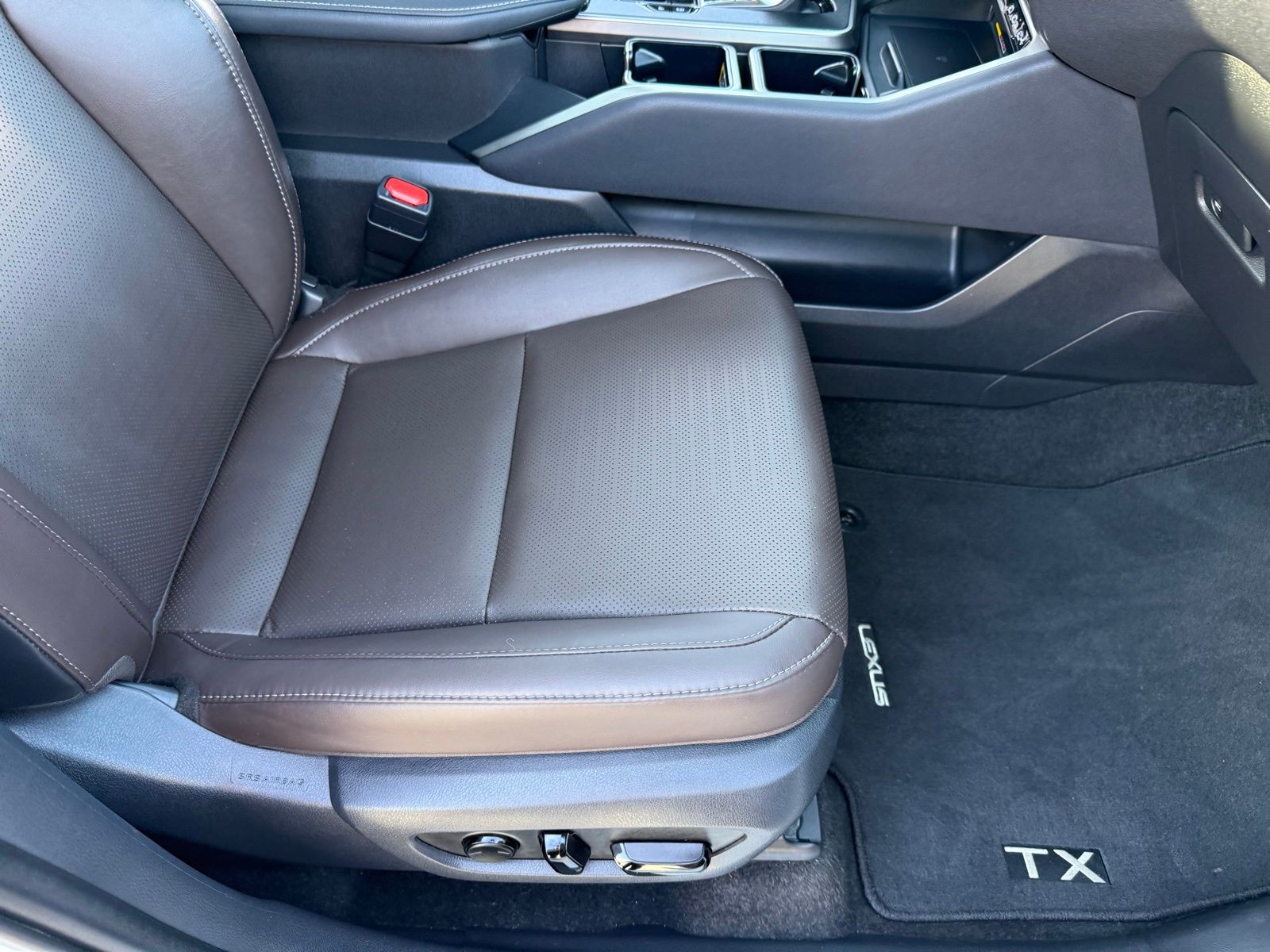 Used 2025 Beige Lexus 350 Premium image 38