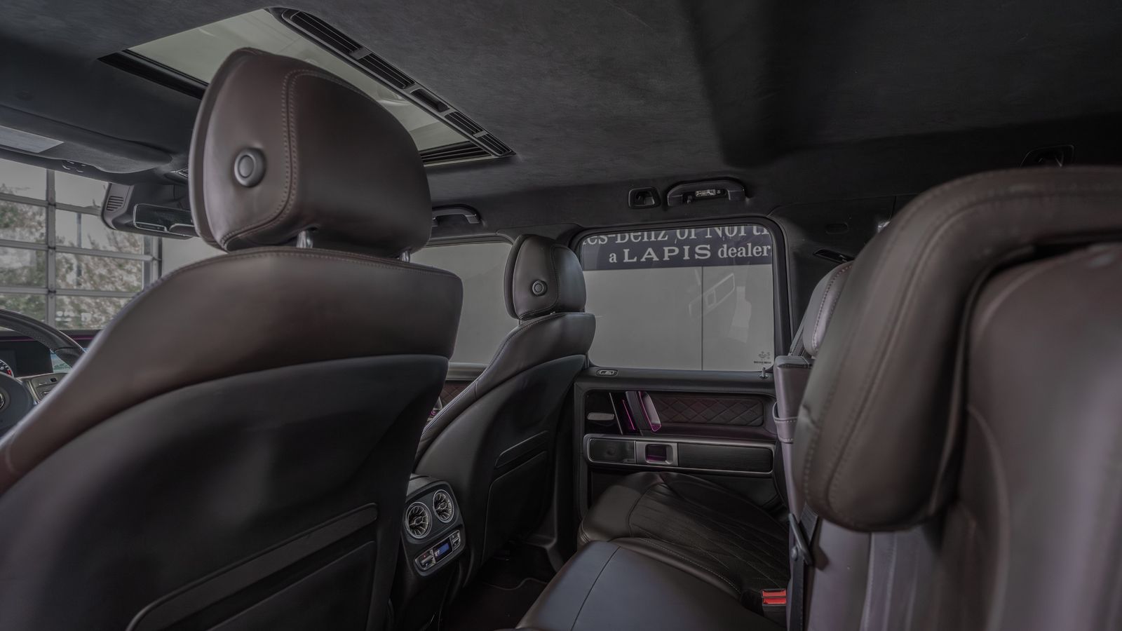 2023 Mercedes-Benz G-Class G 550 — full photo 25 of 33