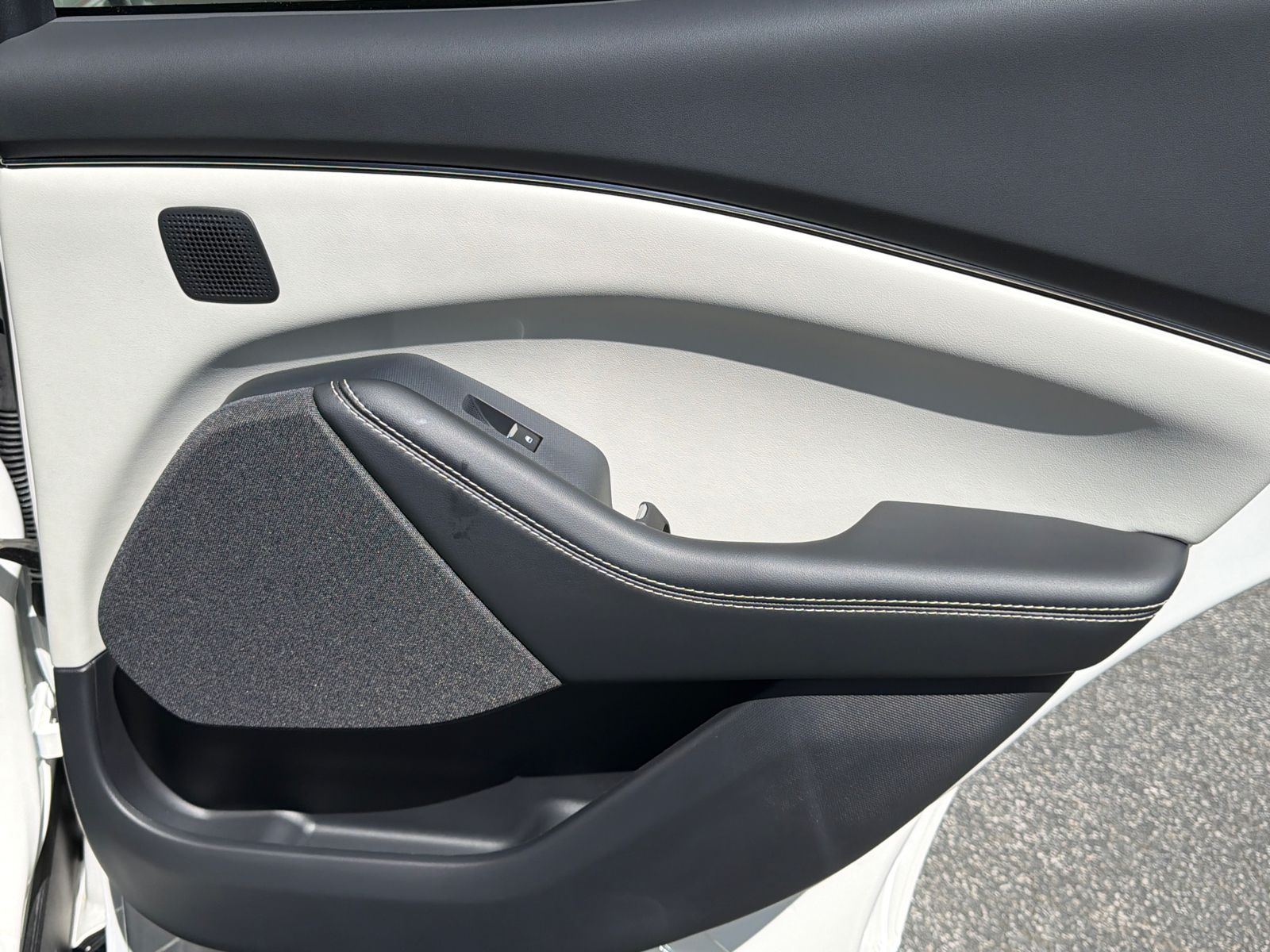 New 2026 Star White Metallic Tri-coat Ford Premium image 17