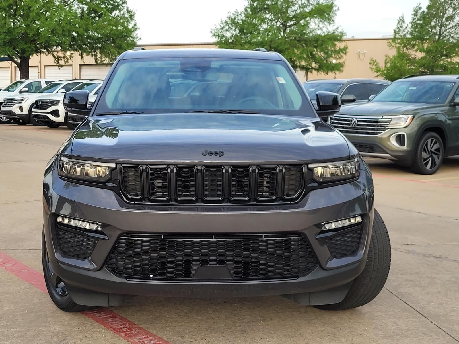 used 2023 Jeep Grand Cherokee car, priced at $26,990