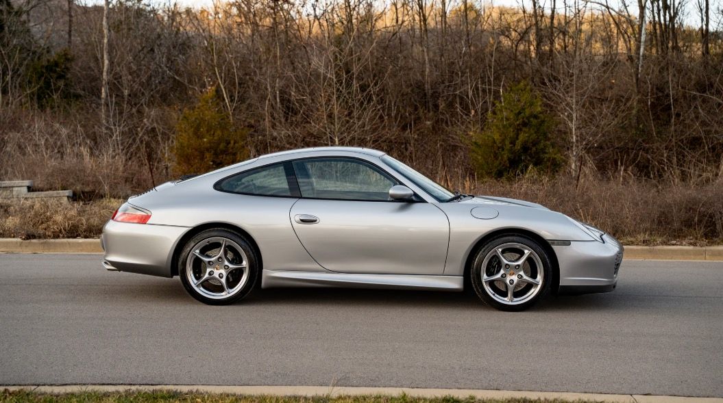2004 Porsche 911 Carrera — photo 2