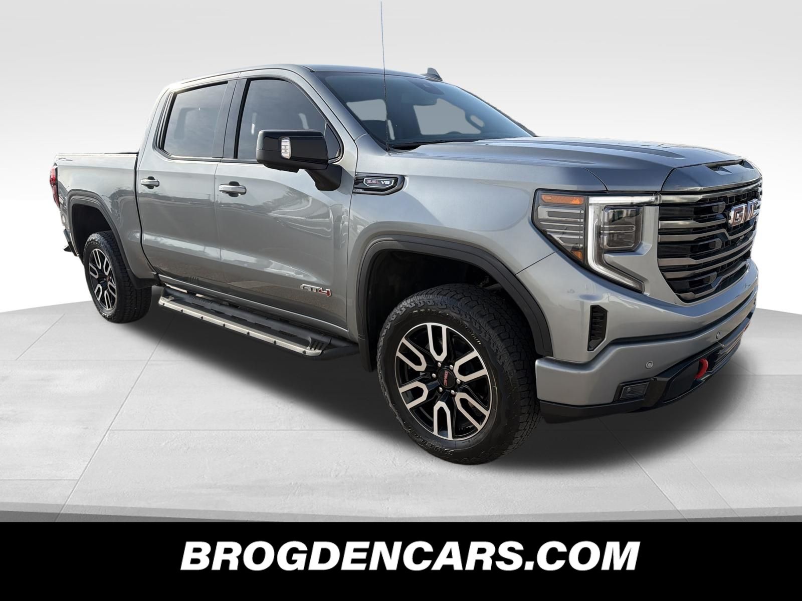 2024 GMC Sierra 1500 AT4 Crew Cab 4WD