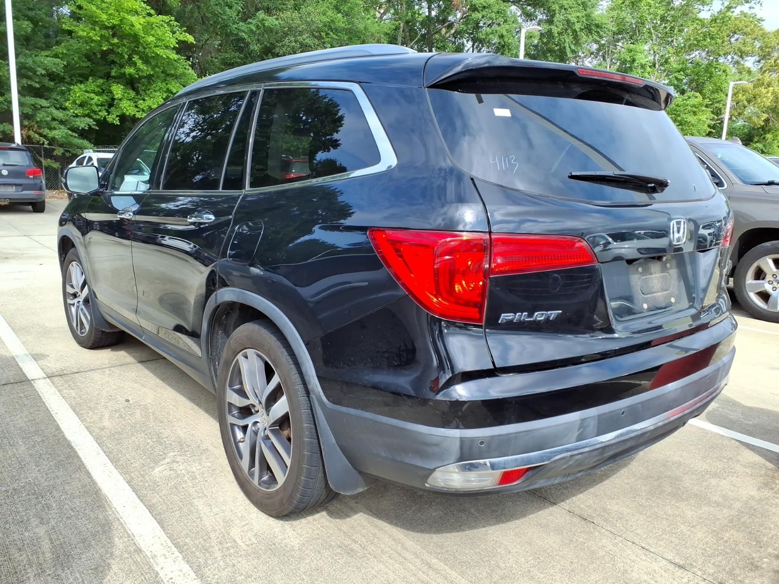 2018 Honda Pilot Touring Black at Ultimate Motorsports
