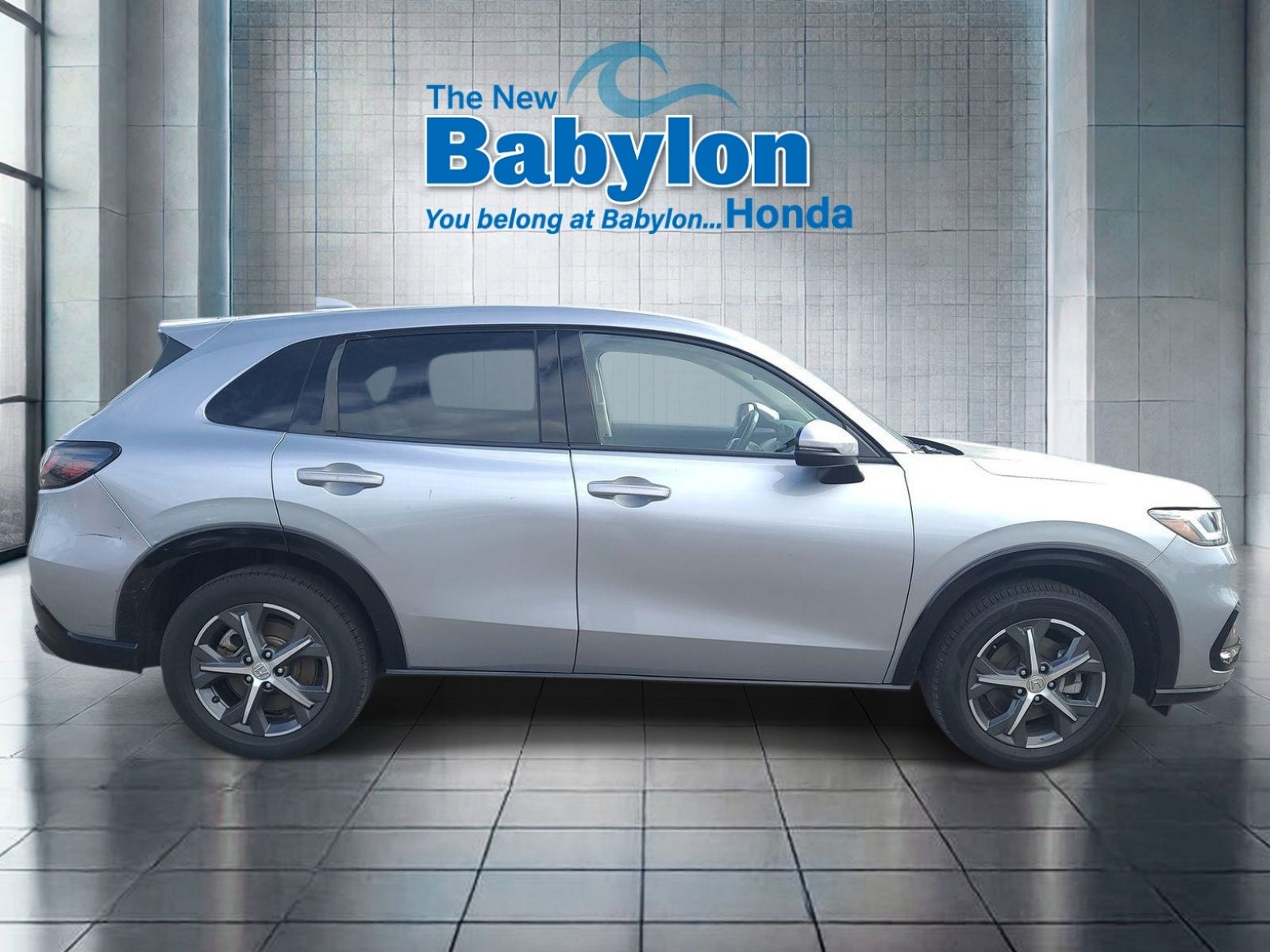 View vehicle photo 5