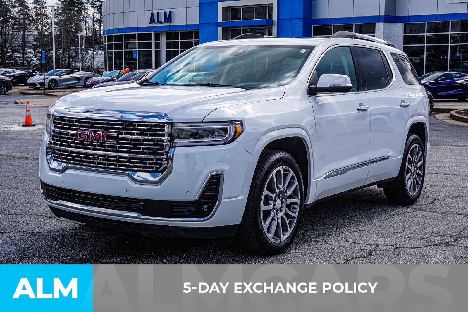 Used 2023 White GMC Denali image 4