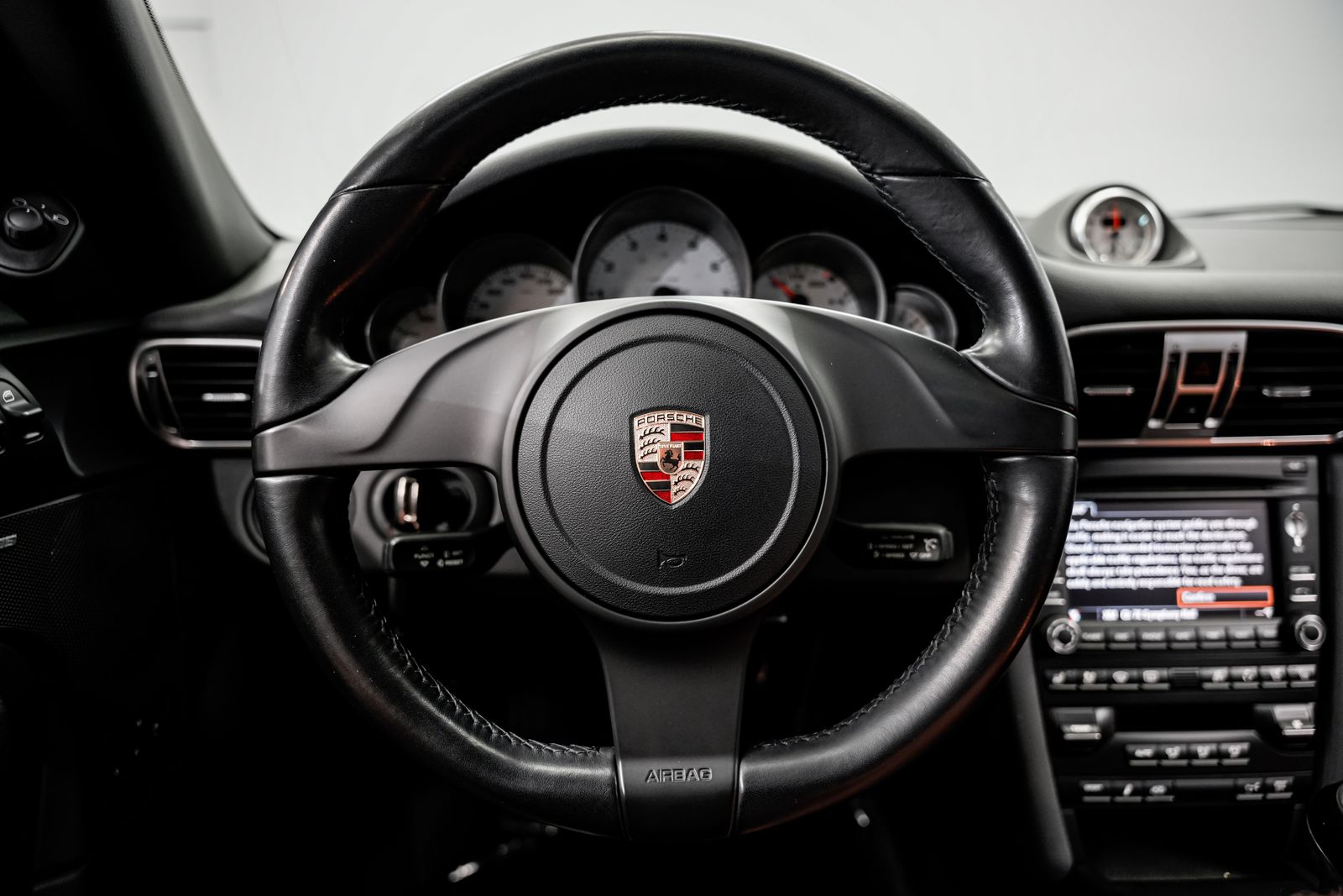 2011 Porsche 911 Carrera S — photo 9