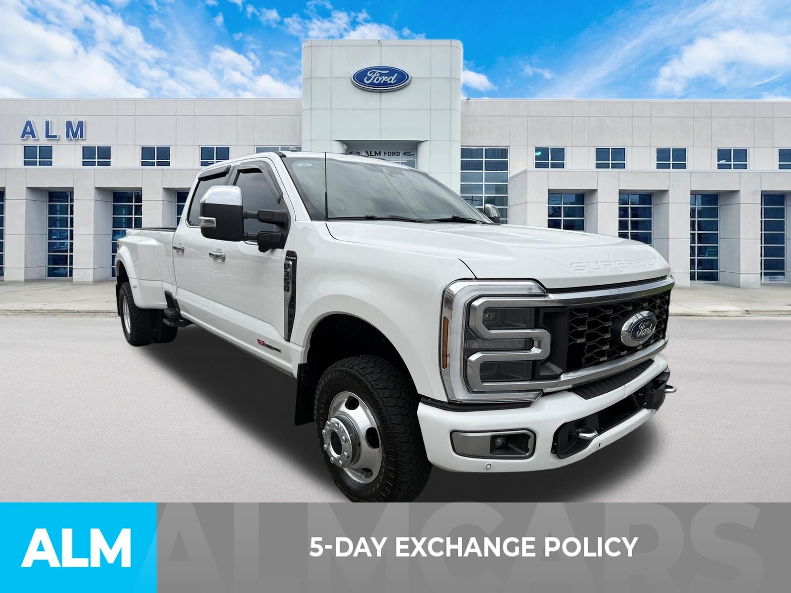 Used 2024 White Ford Platinum image 3