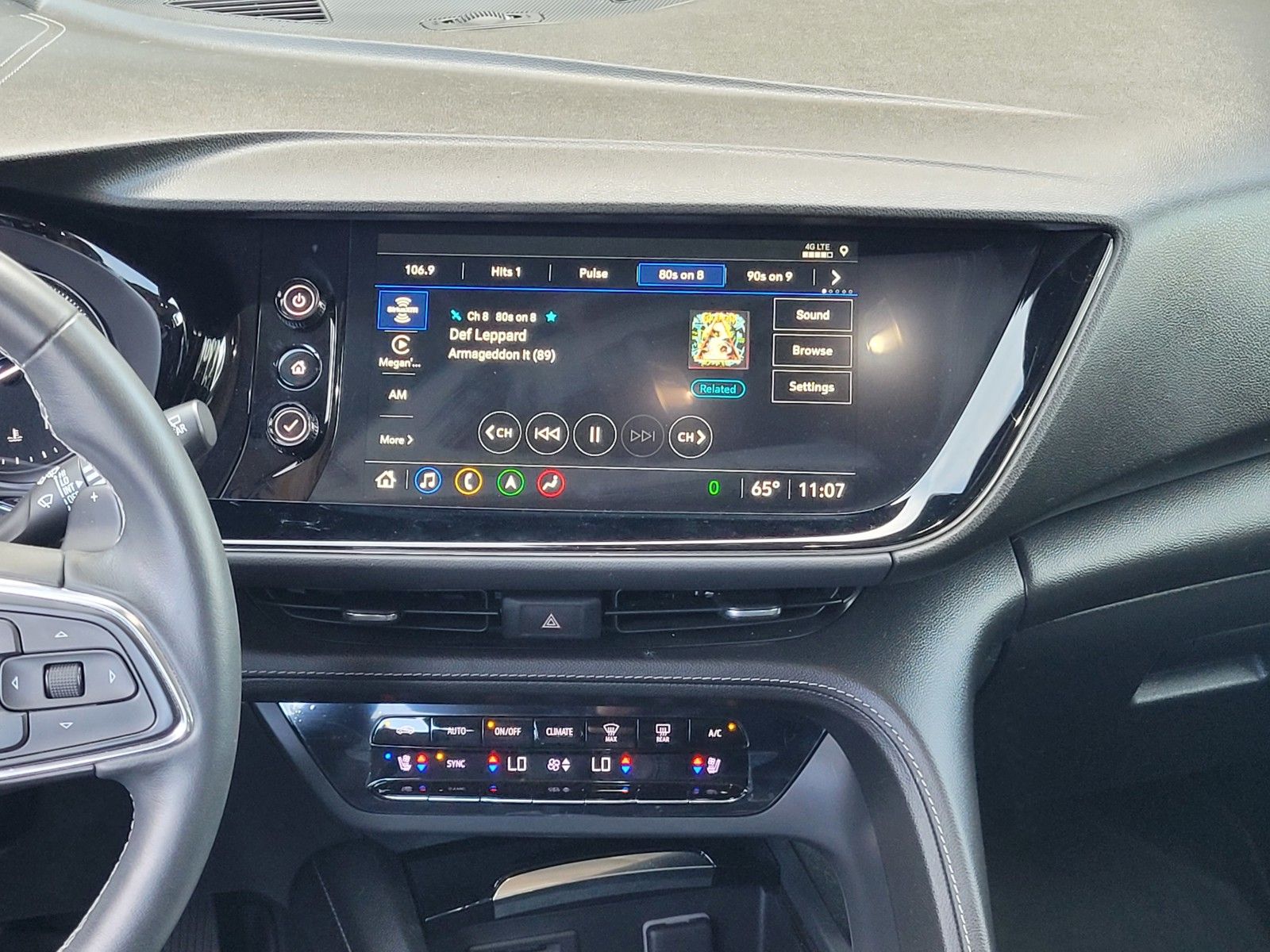 Used 2022 Black Buick Avenir image 15