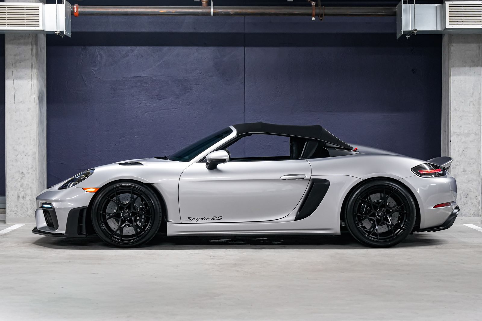 2025 Porsche 718 Spyder RS — photo 7