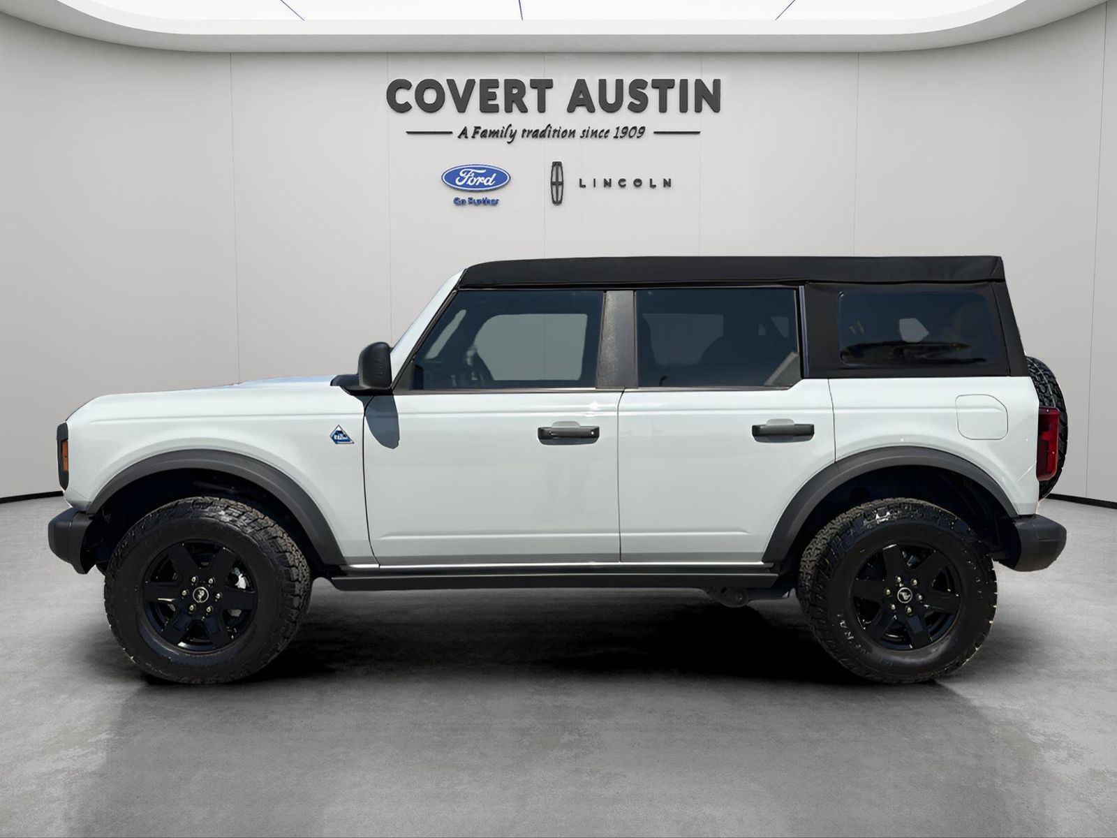 Used Car 2024 Ford Bronco  Black Diamond For Sale Under $50,000 In Austin, Texas