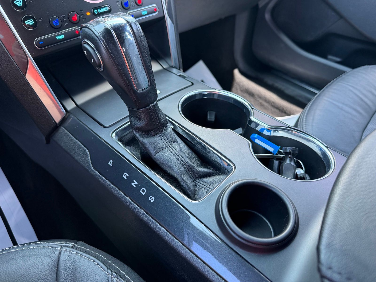 2019 Ford Explorer image 24