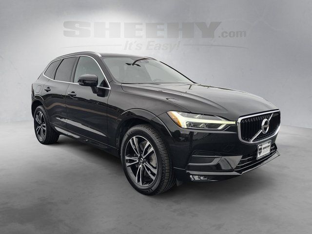 Used 2021 Black Volvo T6 Momentum image 2
