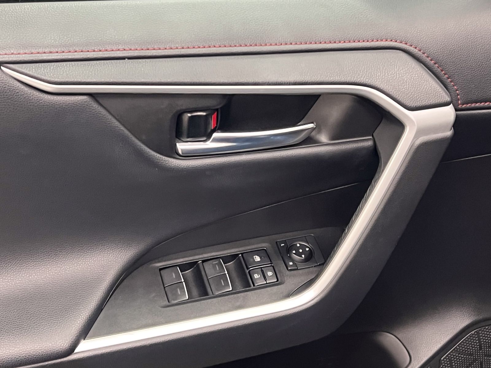 used 2022 Toyota RAV4 car, priced at $33,788