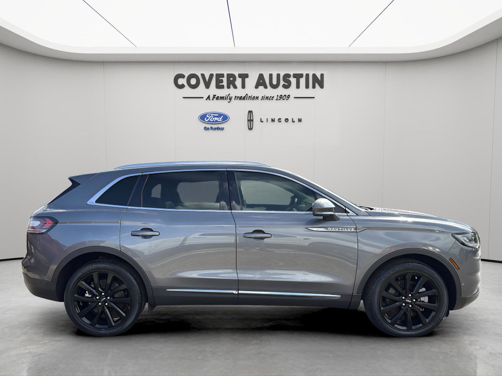 Used Car 2022 Lincoln Nautilus  Reserve For Sale Under $40,000 In Austin, Texas