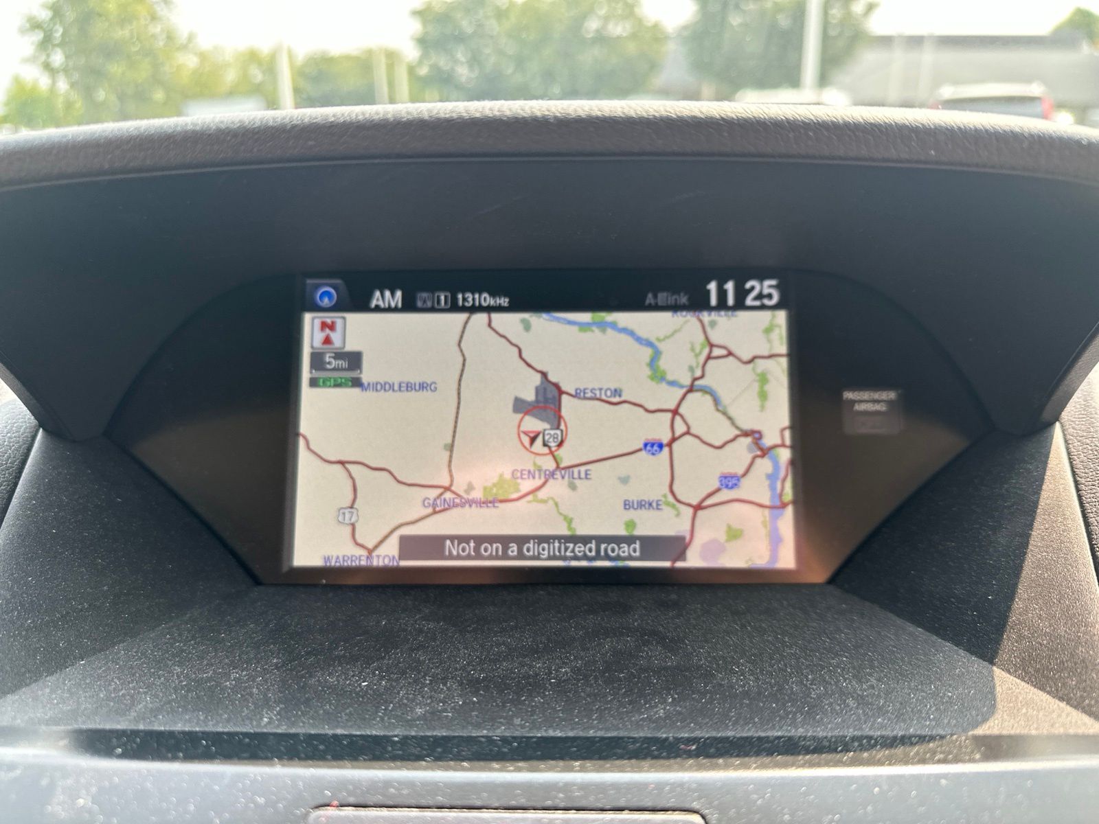 Used 2016 White Acura  image 23