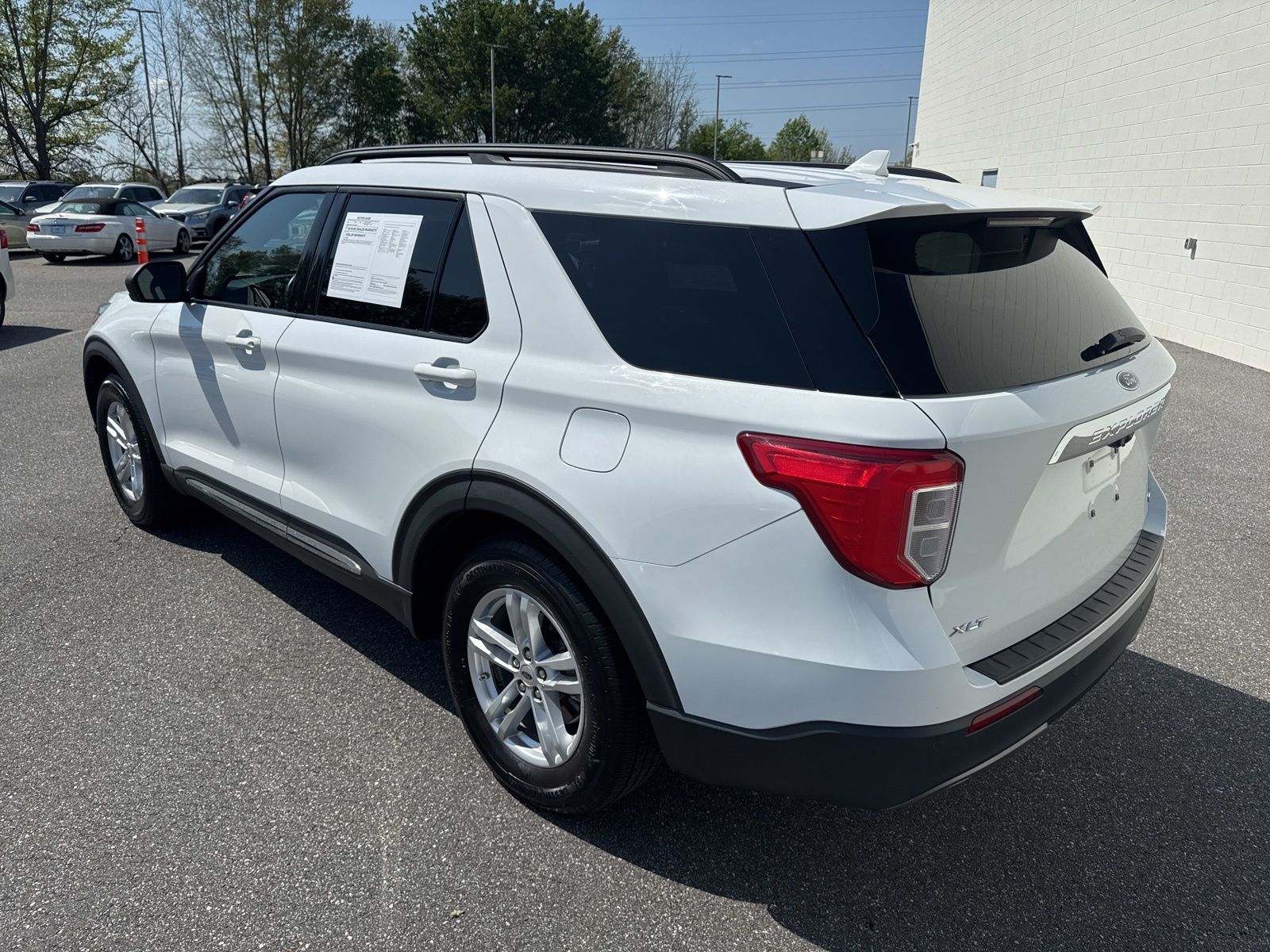 View vehicle photo 5