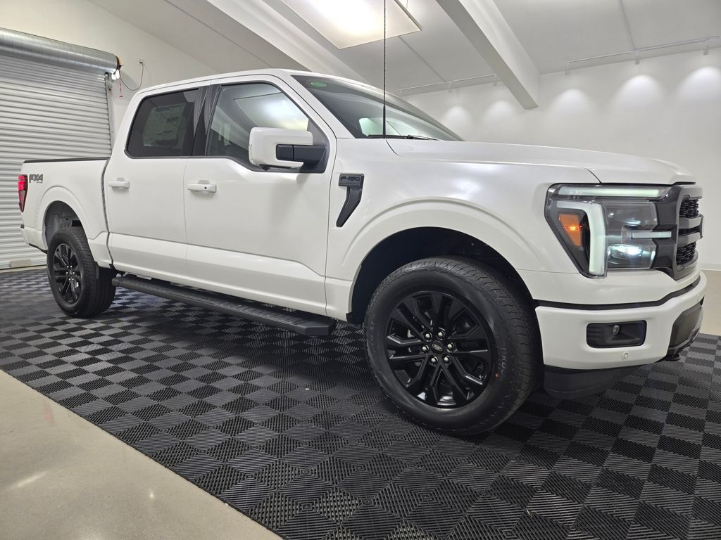Star White Metallic Tri-Coat 2025 Ford F-150 Pickup Truck Four-Wheel Drive Automatic