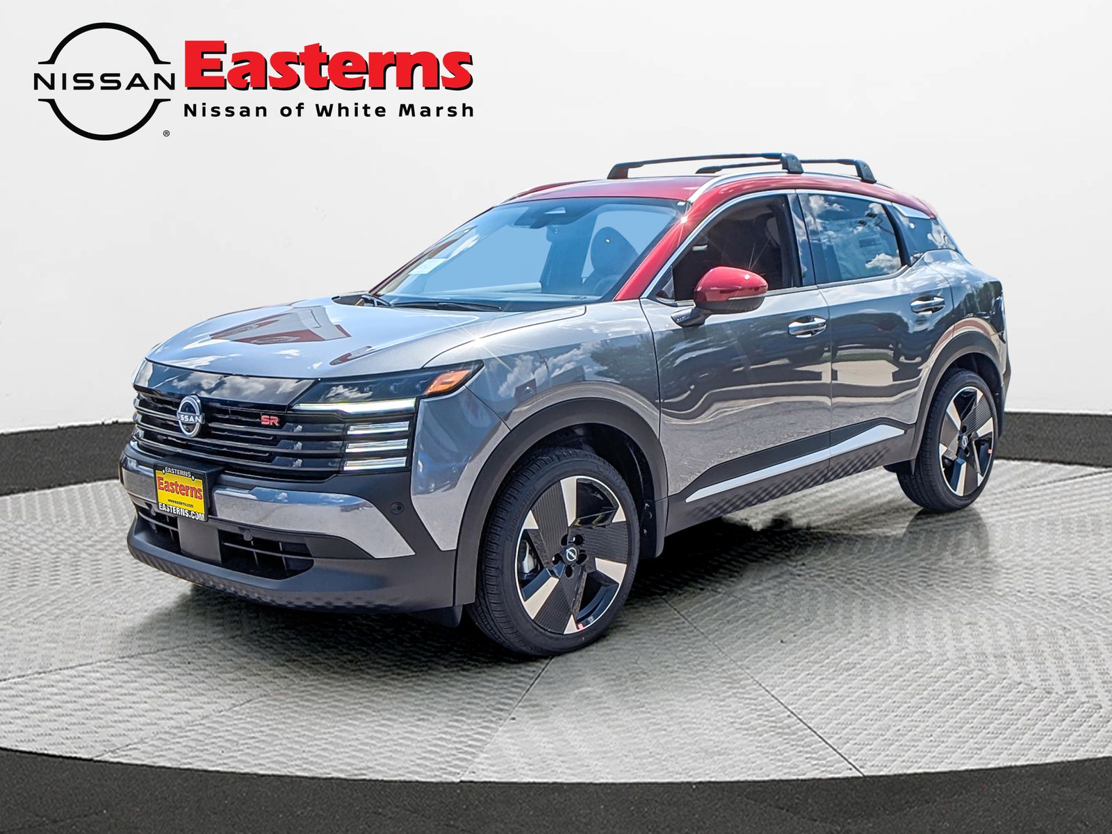 2025 Nissan Kicks SR photo 2