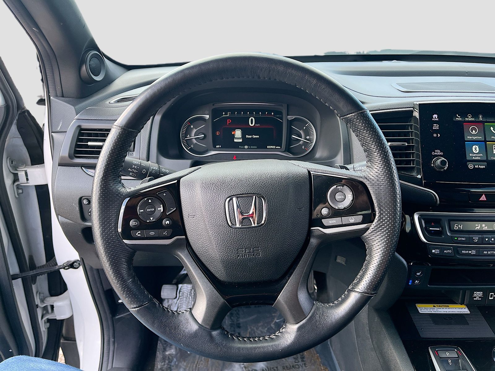 Used 2023 White Honda Elite image 11