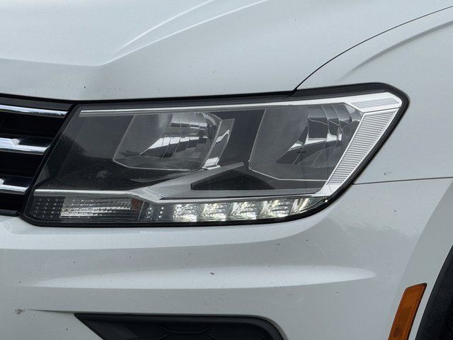 Used 2018  Volkswagen 2.0T SE image 23