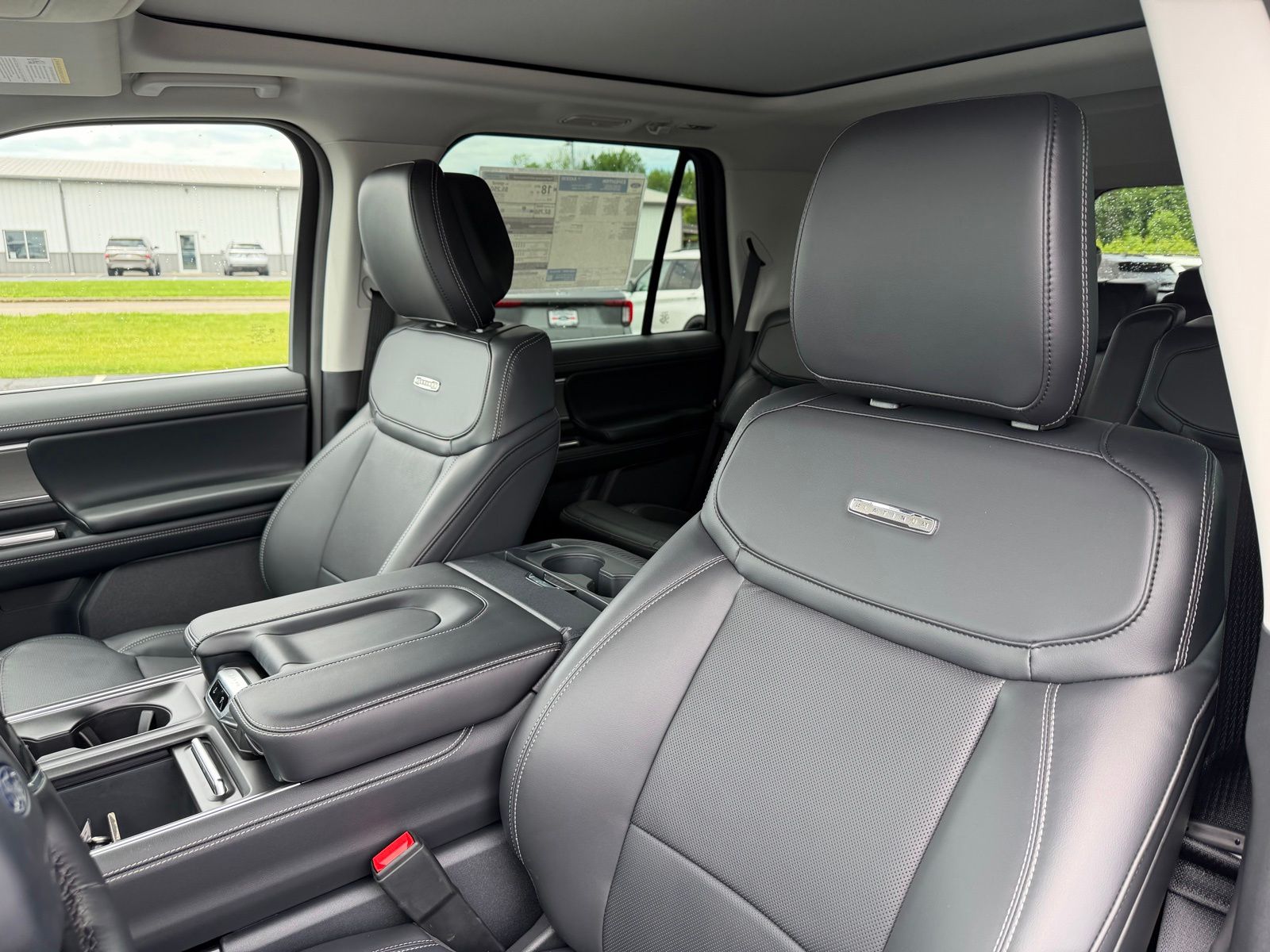 2026 Ford Expedition image 12