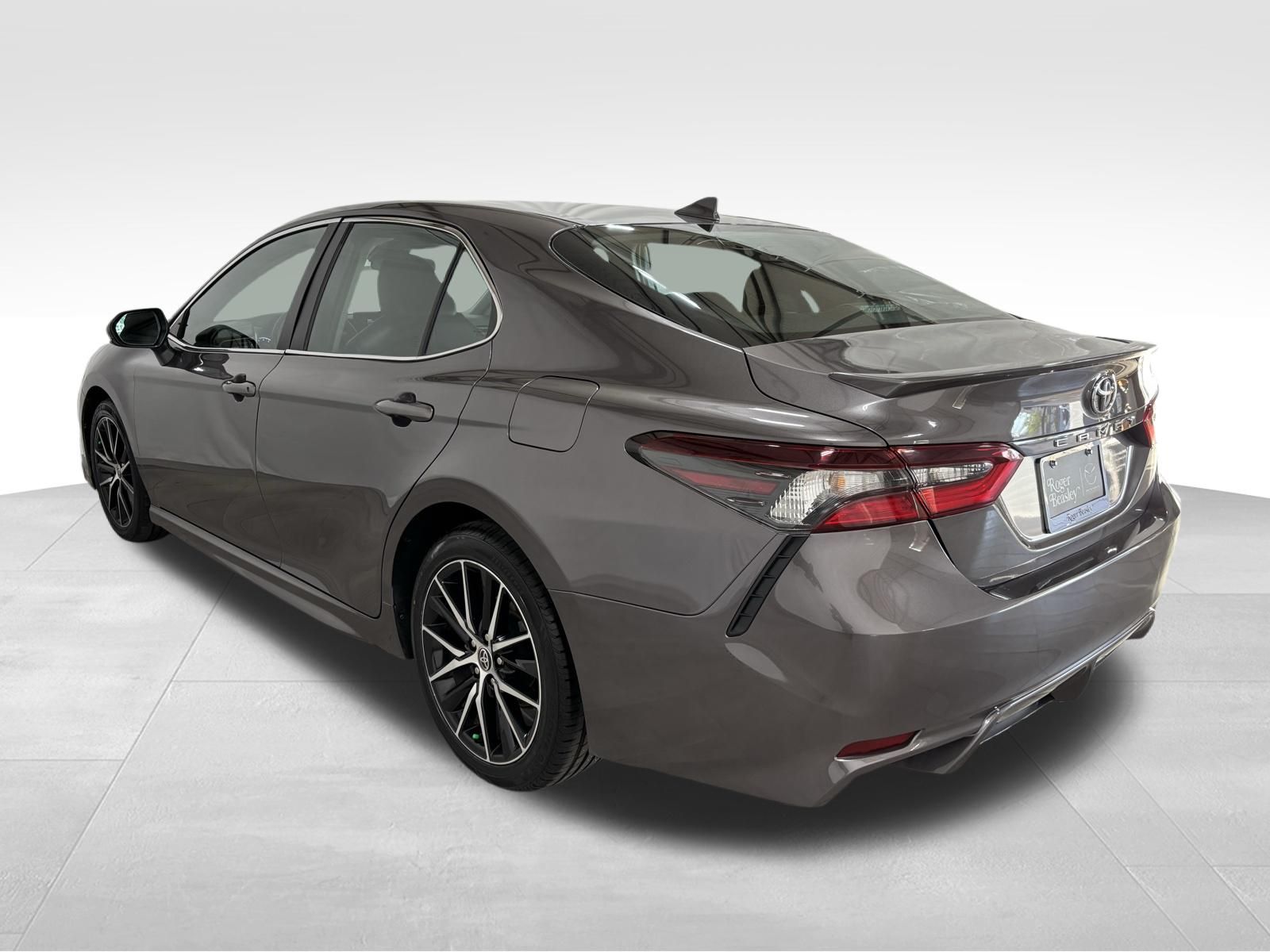 Used Car 2021 Toyota Camry  Se For Sale Under $25,000 In Austin, Texas