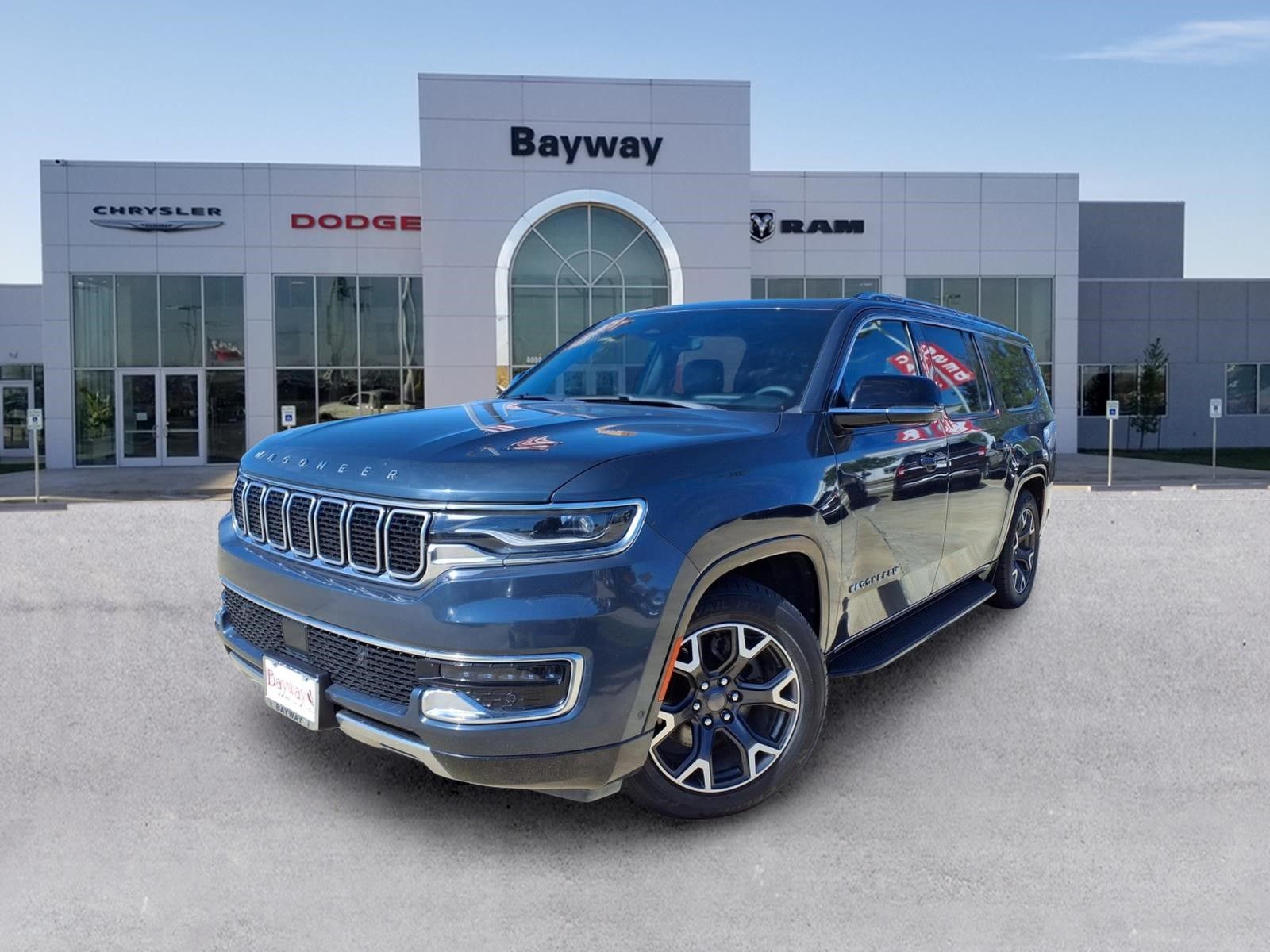 2024 Jeep Wagoneer L Series III - 0
