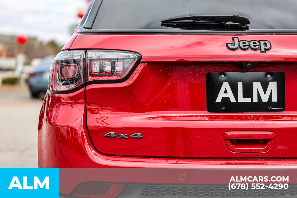 2024 Jeep Compass Trailhawk photo 11