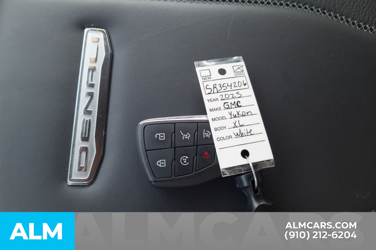Used 2025 Summit White GMC Denali image 35