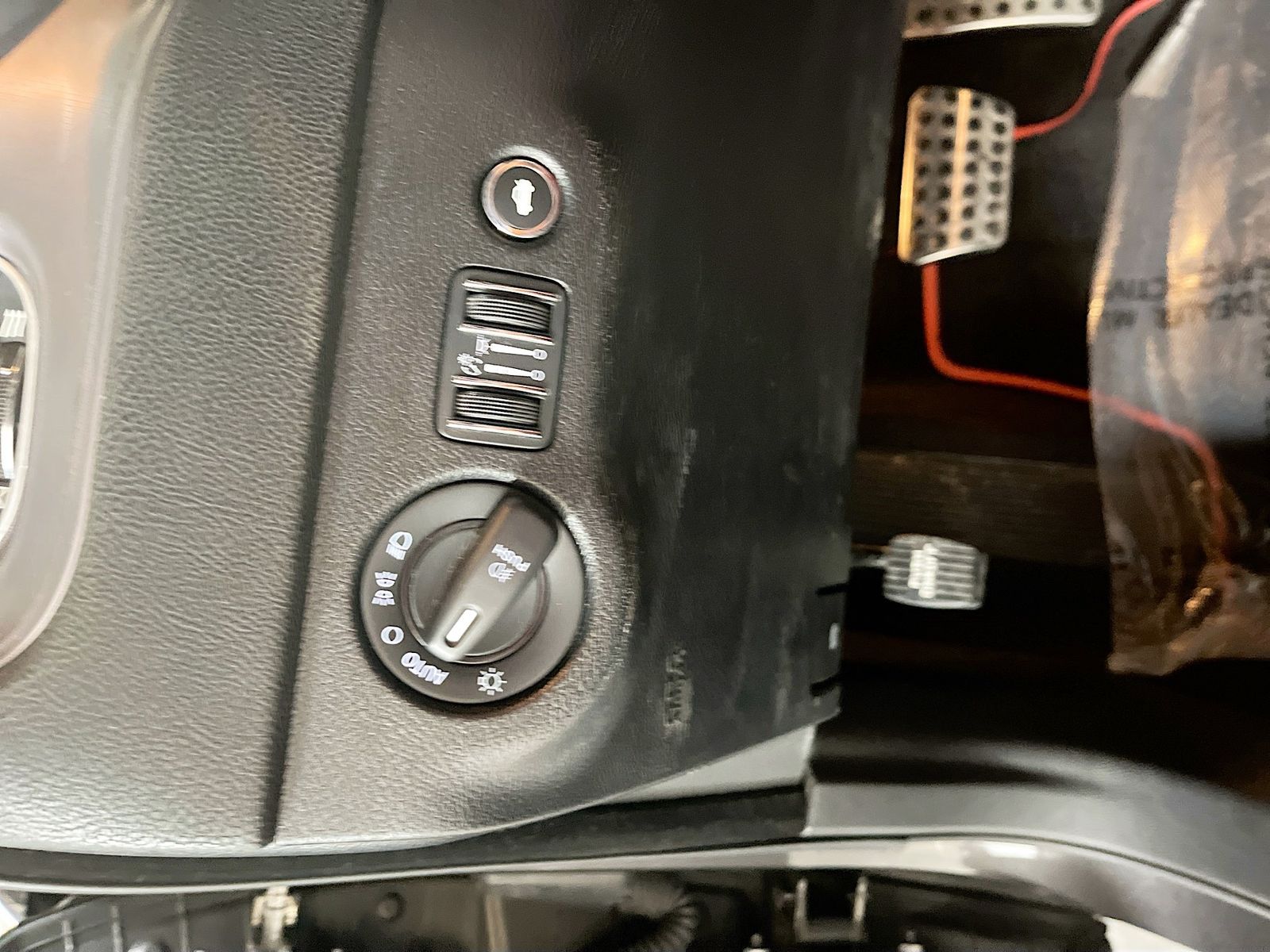 Used 2023 Gray Dodge R/T Scat Pack image 10