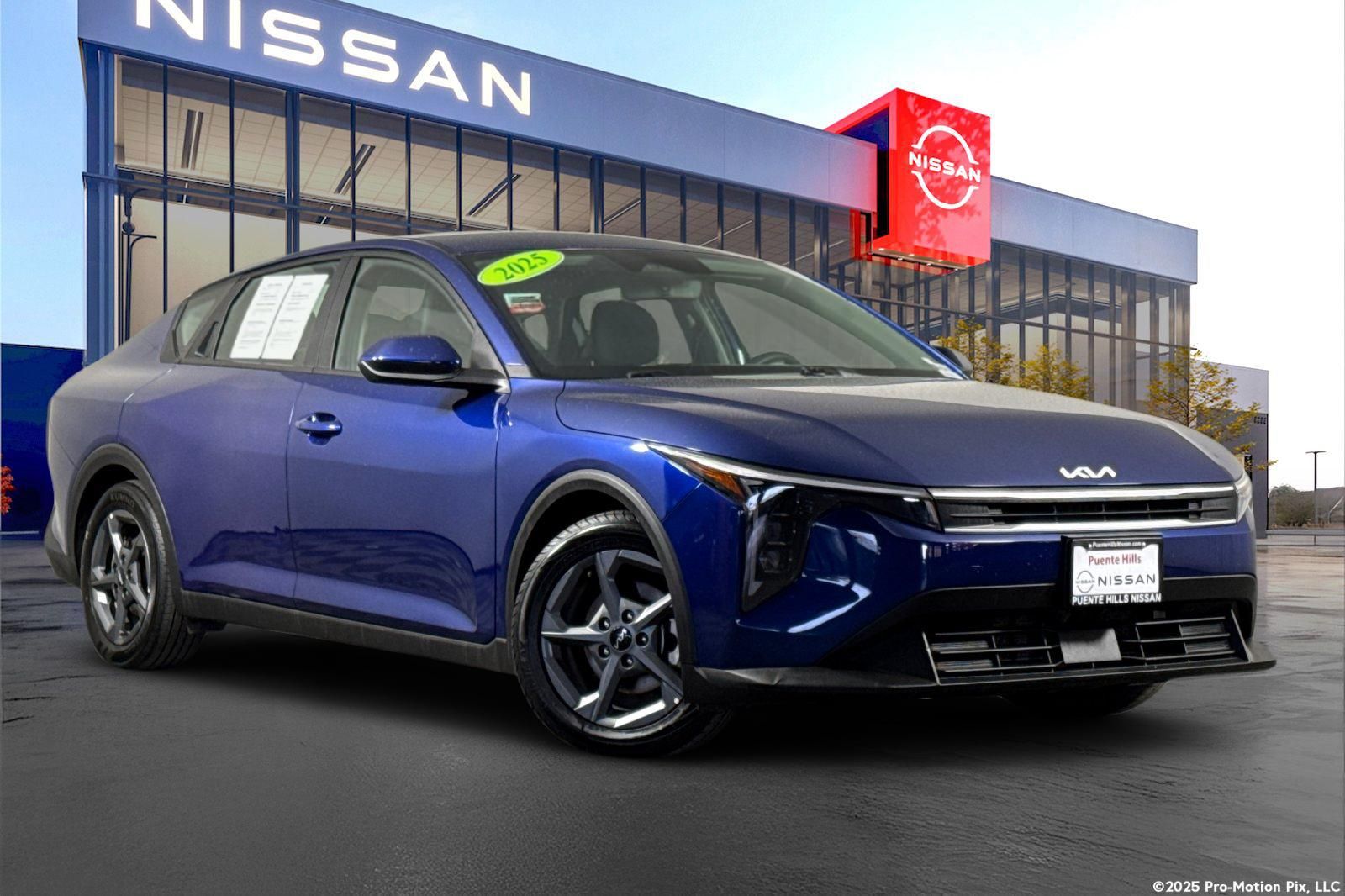 2025 Kia K4 LXS AT's photo