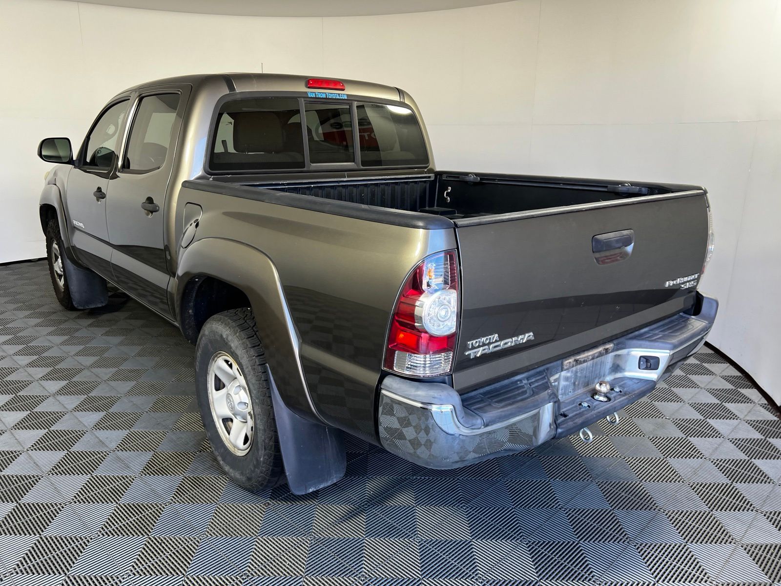 Thumbnail: 2013 Toyota Tacoma - 7