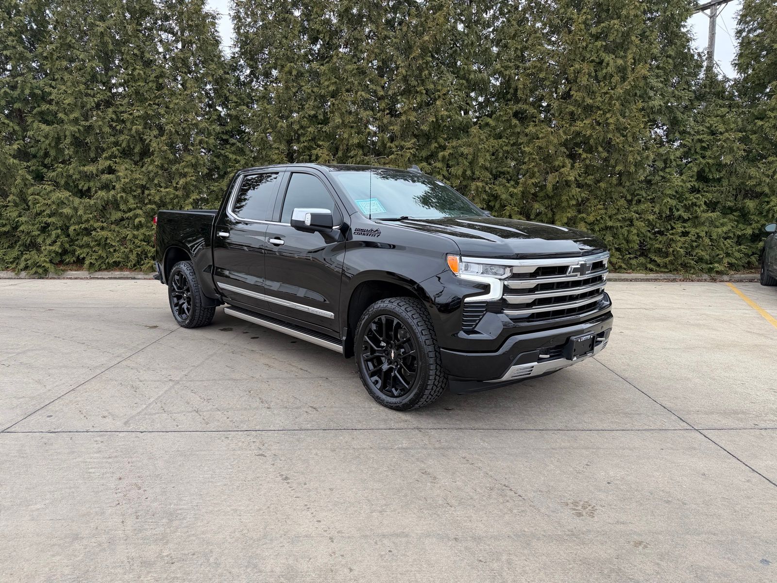 2023 Chevrolet Silverado 1500 High Country Crew Cab RWD