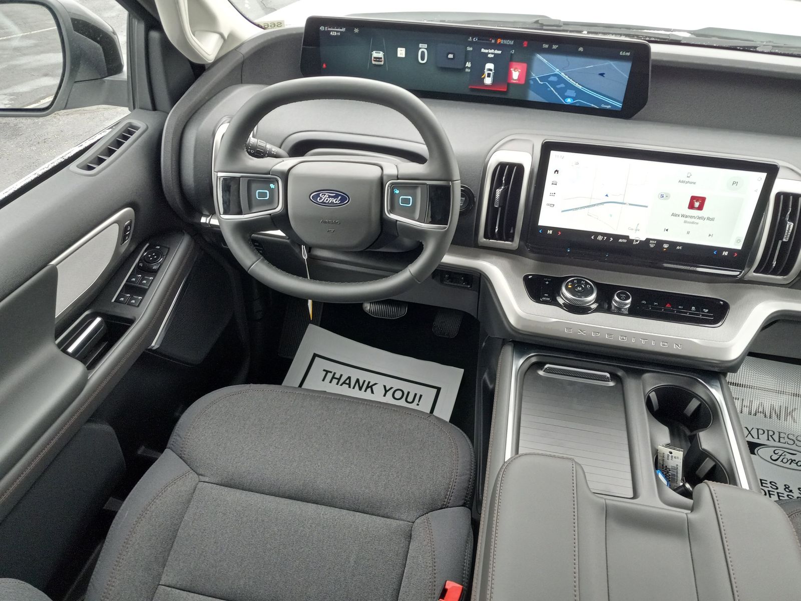 2025 Ford Expedition image 13