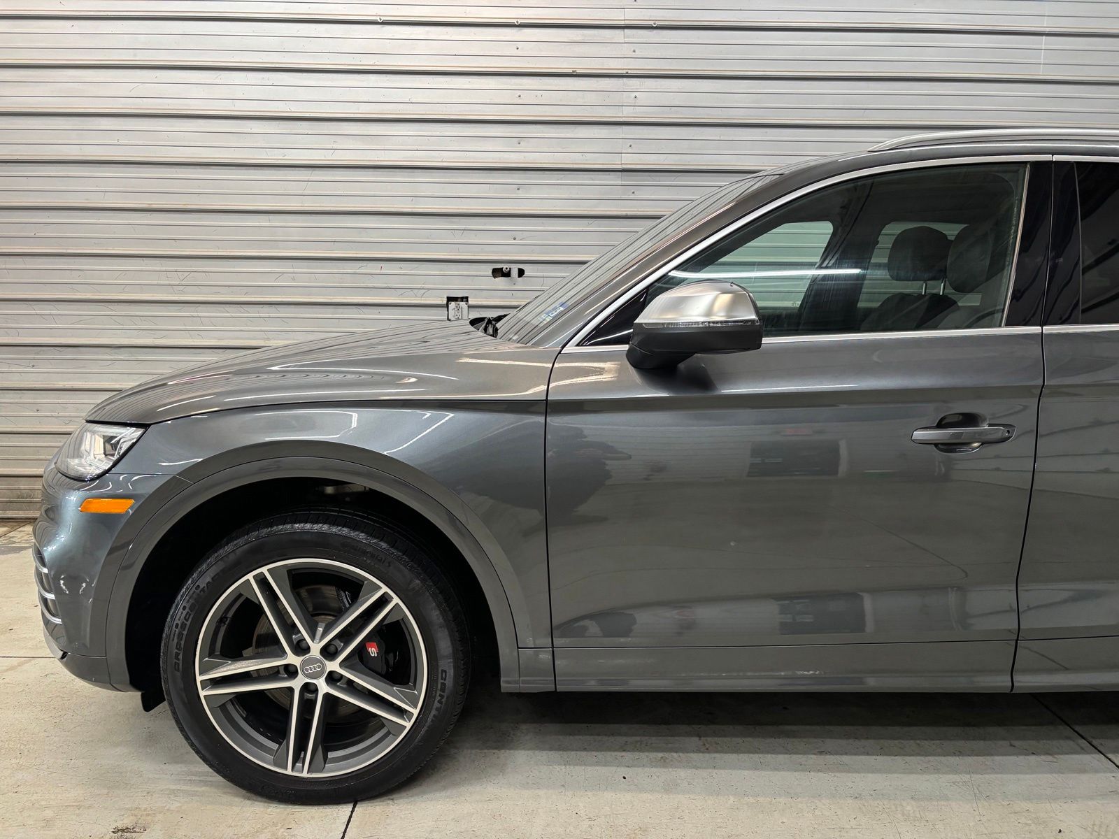 2020 Audi SQ5 3.0T quattro Premium - Image 3