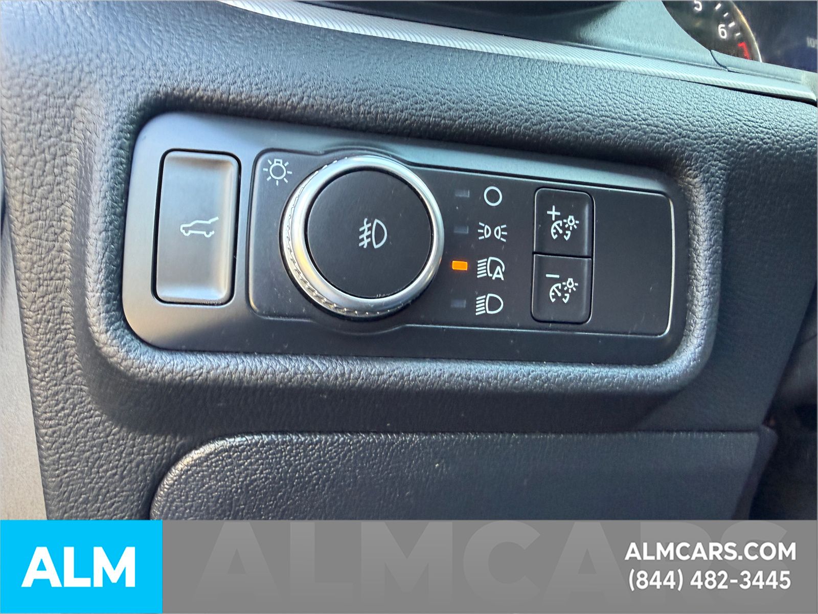Used 2020 Agate Black Metallic Ford XLT image 27