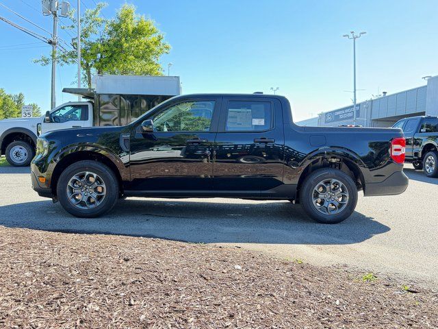New 2026 Shadow Black Ford XLT image 3