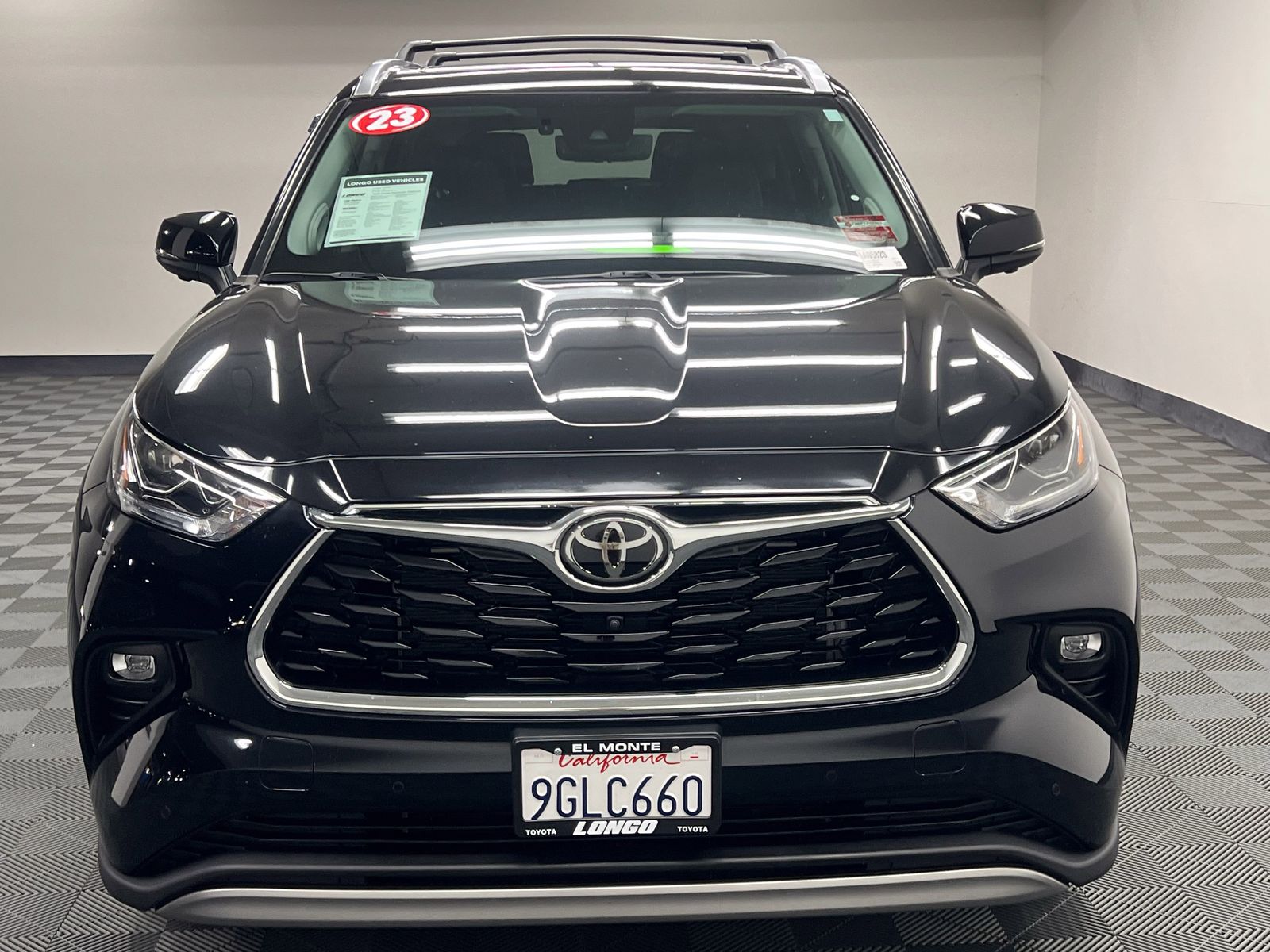 used 2023 Toyota Highlander car, priced at $39,388