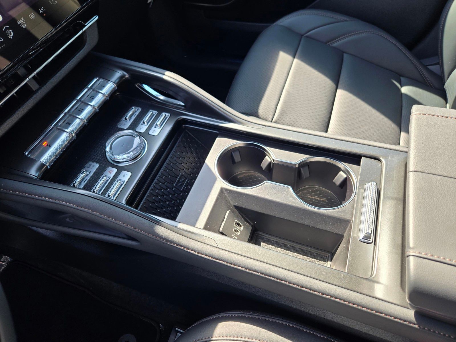 New 2025 Gray Lincoln Premiere image 12