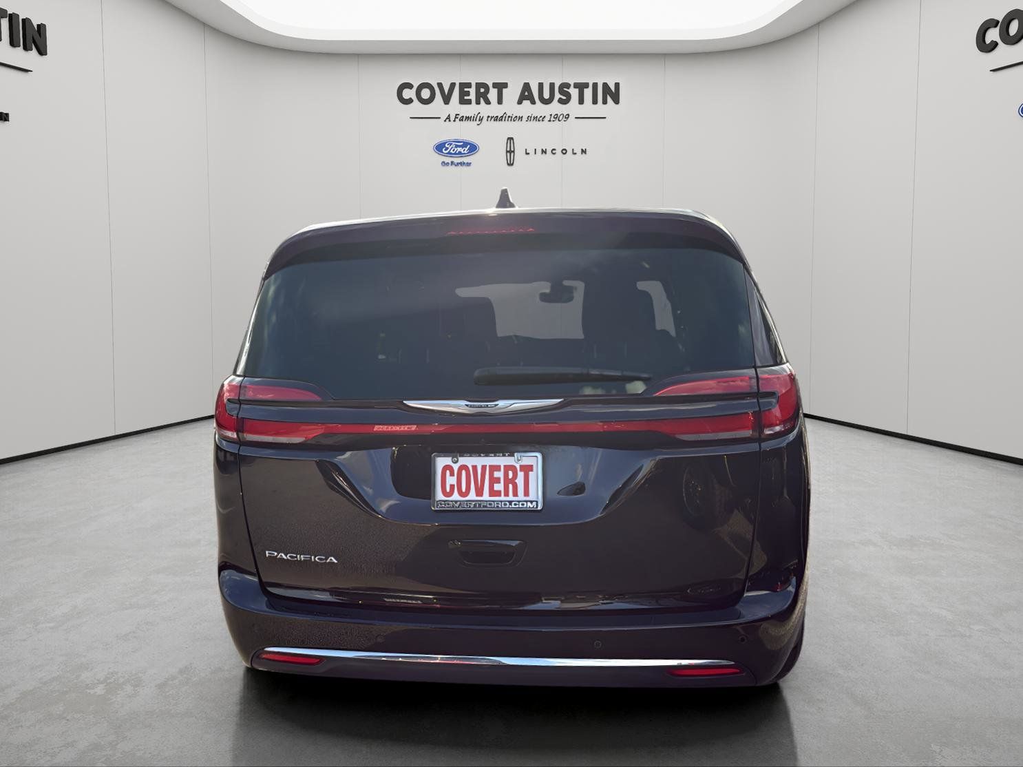 Used Car 2025 Chrysler Pacifica  Select For Sale Under $35,000 In Austin, Texas