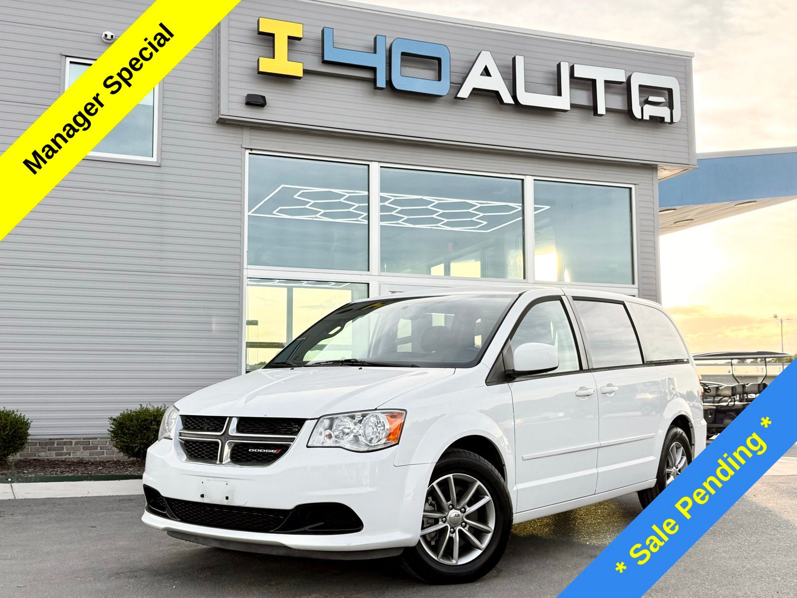 Bright White Clearcoat 2016 Dodge Grand Caravan Minivan Front-Wheel Drive 6-Speed Automatic