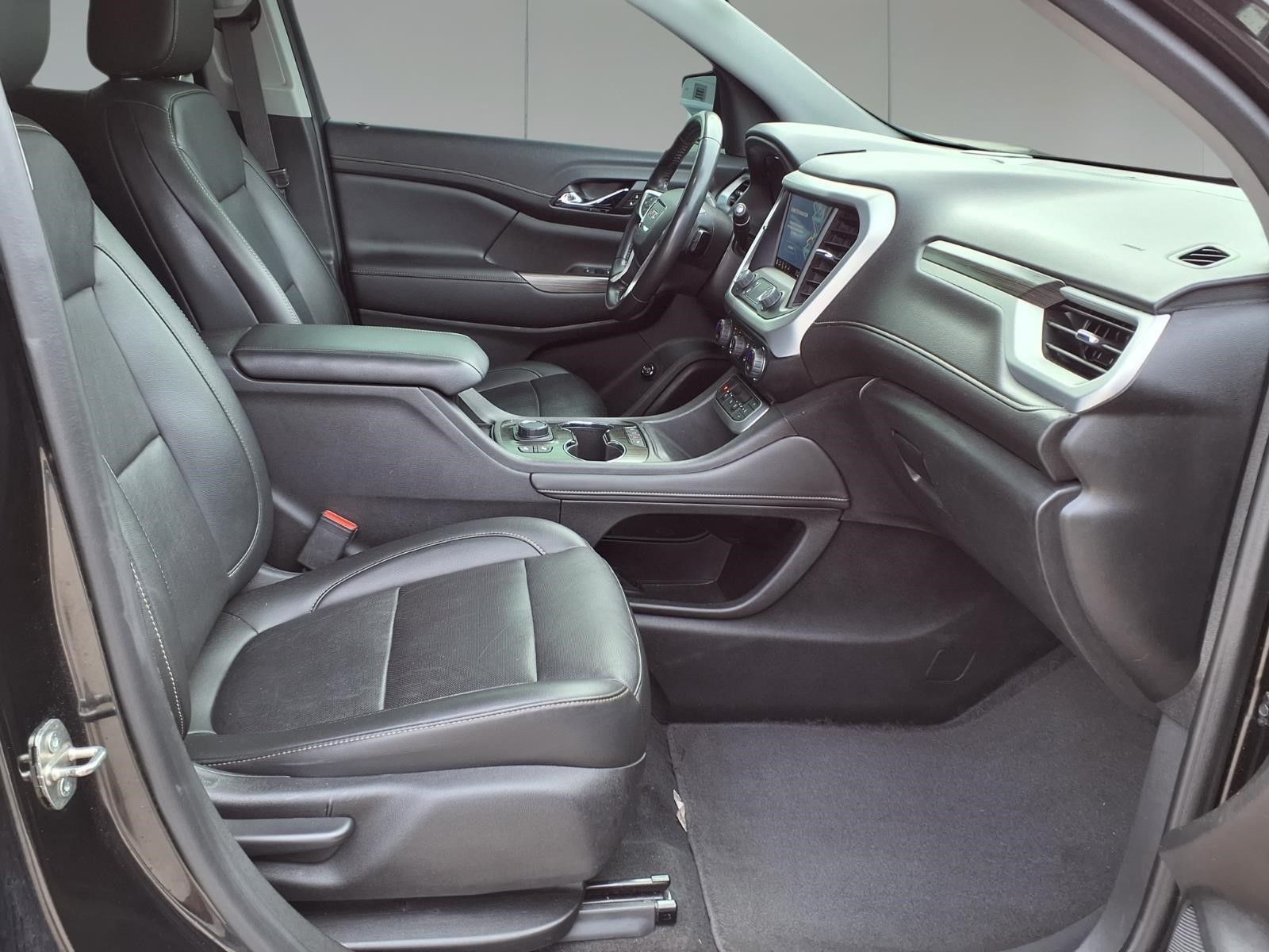 2021 GMC Acadia SLT Black at AutoSavvy Houston Southwest