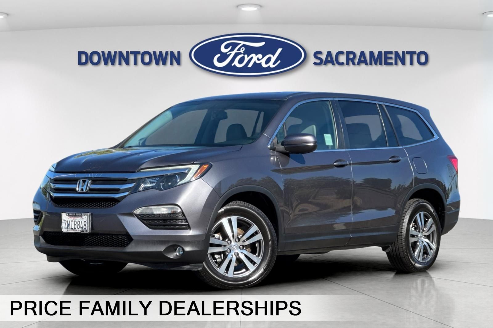 Gray (Modern Steel Metallic) 2017 Honda Pilot SUV / Crossover All-Wheel Drive 6-Speed Automatic