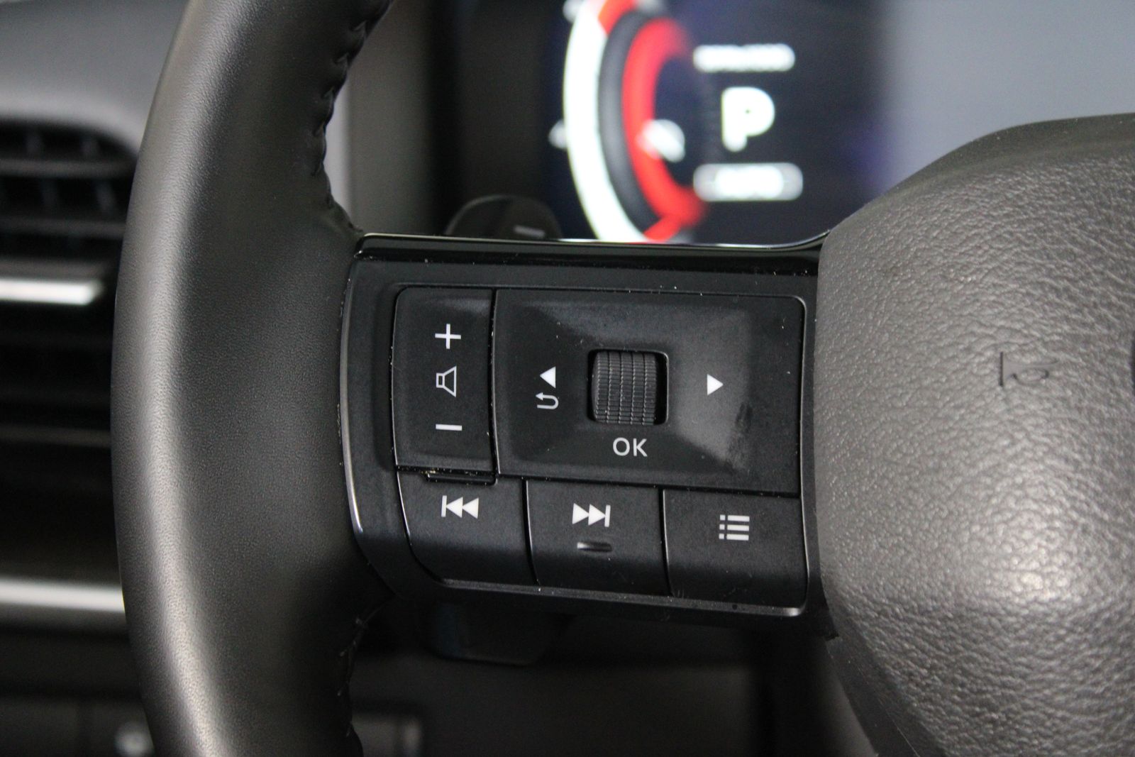 Used 2026 Blue Nissan Platinum image 31