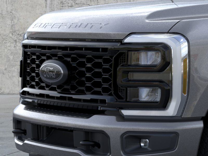 New 2026 Carbonized Gray Metallic Ford XLT image 17