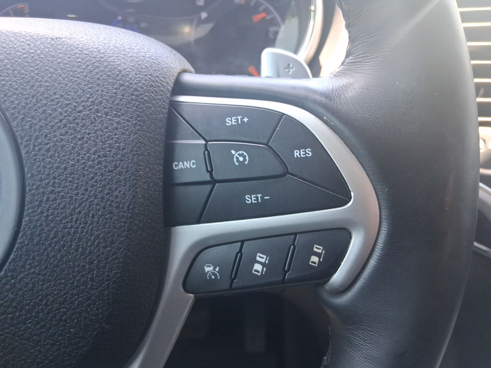 Used Car 2018 Jeep Grand Cherokee  Summit For Sale Under $20,000 In Austin, Texas