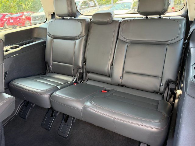 Certified Used 2025 Agate Black Metallic Ford Active image 40