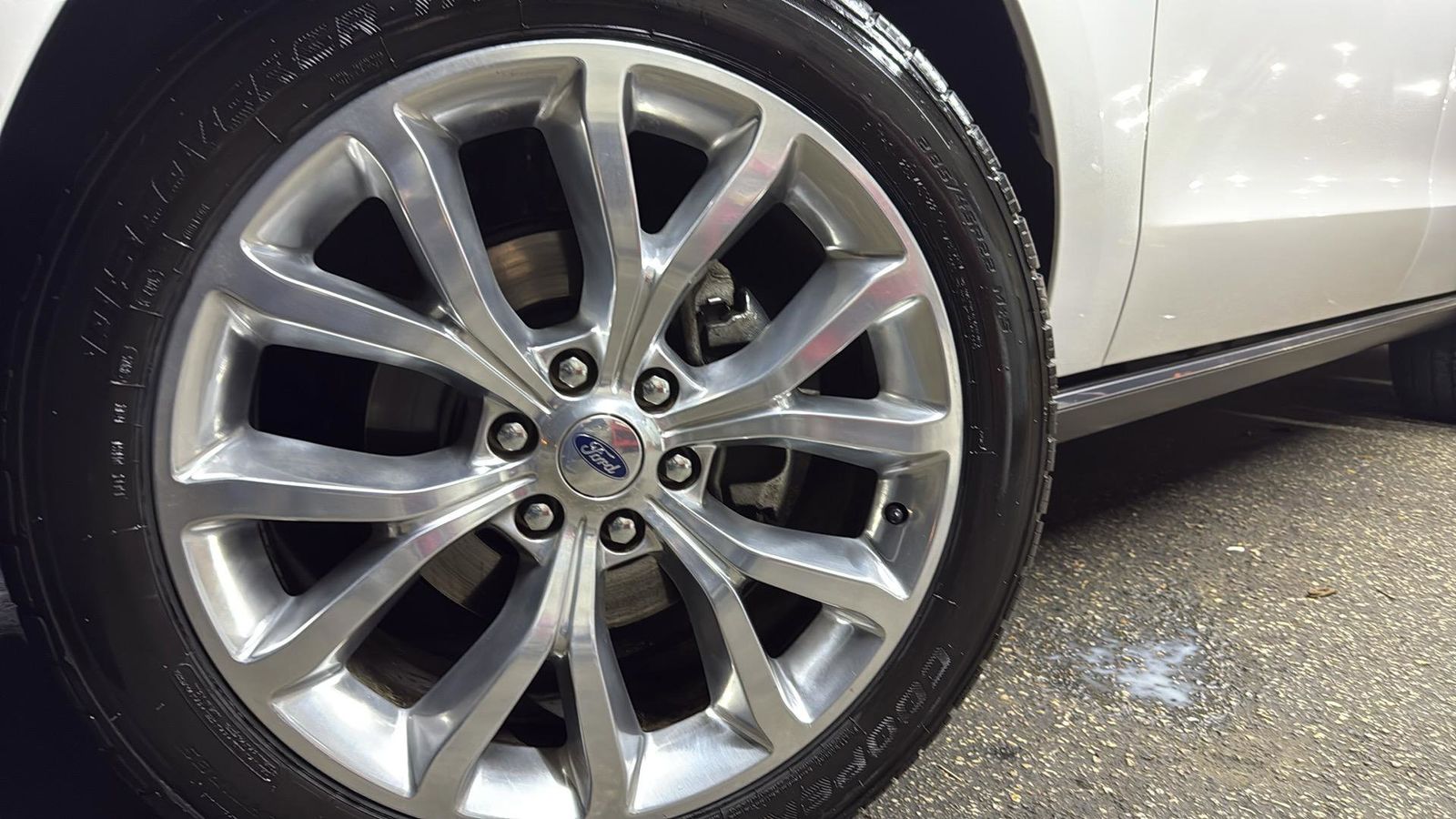 Used Car 2018 Ford Expedition  Limited For Sale Under $20,000 In Austin, Texas